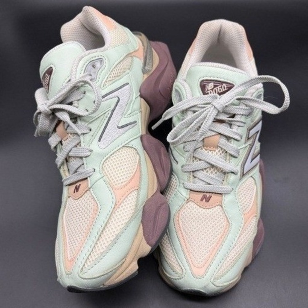 New Balance 9060 Sea Salt Mint Peach U9060GCA Mens 8.5 Womens 10 Sneakers - Picture 2 of 8